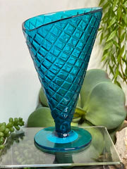 Giftware - Plastic Waffle Cone Cup in Blue & Red