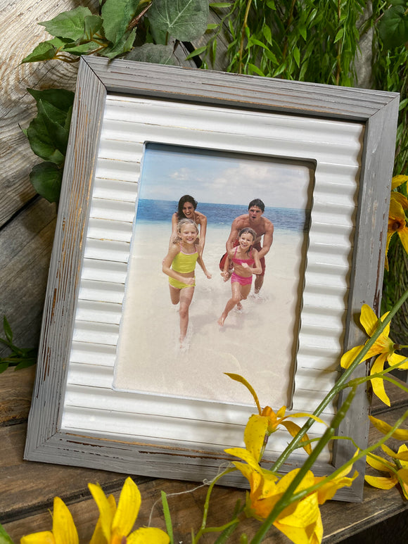 Blowout Sale - Giftware - 4X6 Grey Wood Frame