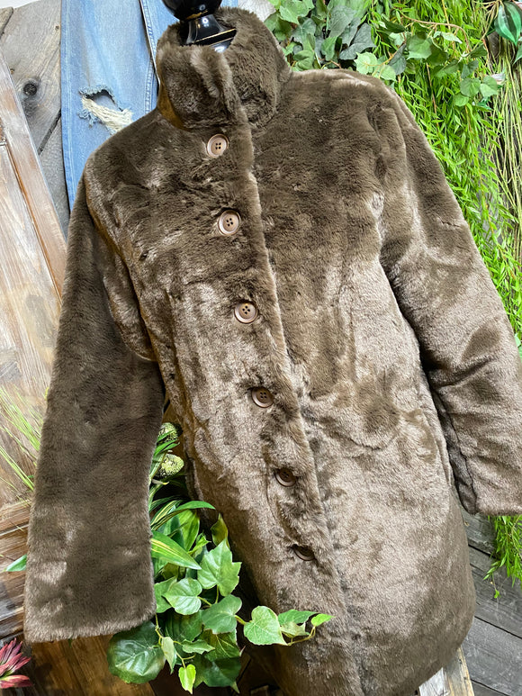 Blowout Sale - Coats/Jackets Rino & Pelle Faux Fur Coat in Dark Chocolate