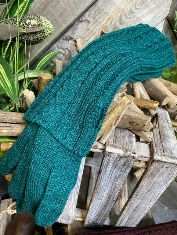 Blowout Sale - Charlie Paige Gloves in Teal
